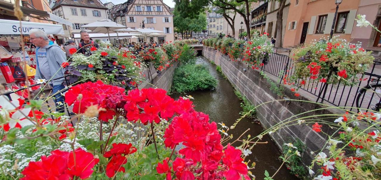 Le Red St Leon : Lit Queen Size * Wifi * Ideal Couple 科尔马 外观 照片